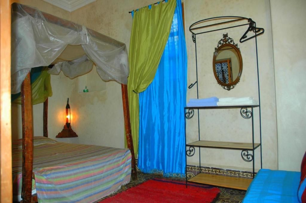 Postel nebo postele na pokoji v ubytování Riad Jade Mogador
