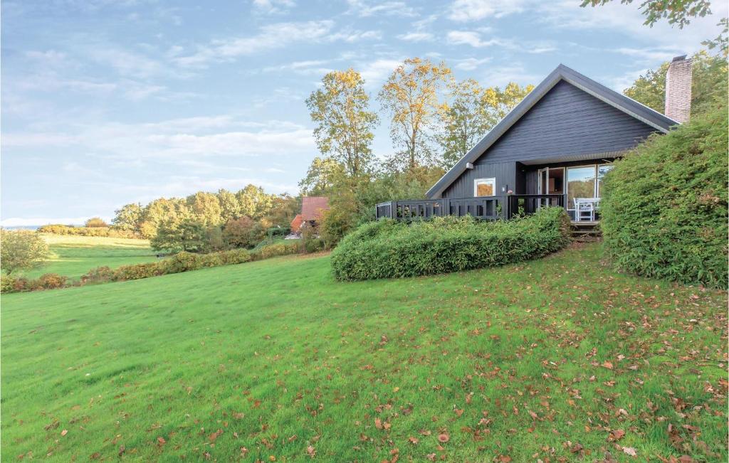 Fotografie z fotogalerie ubytování Three-Bedroom Holiday Home In Asperup v destinaci Asperup