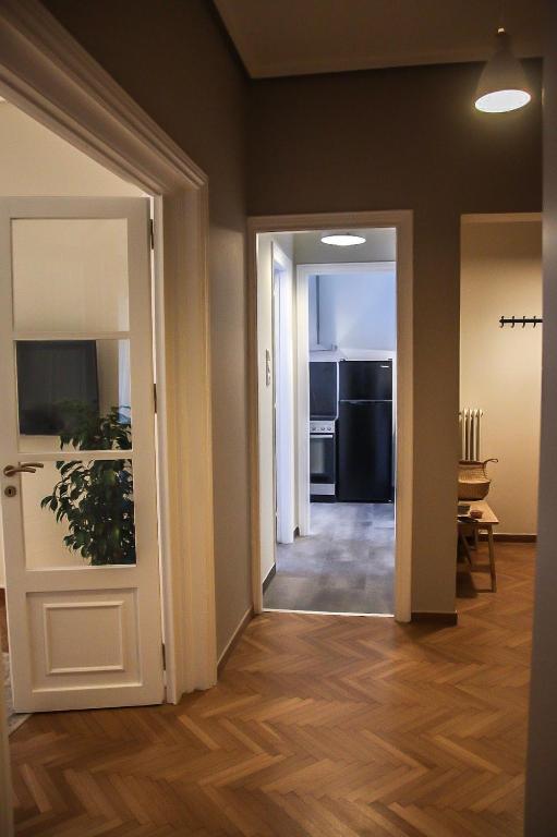 Televízia a/alebo spoločenská miestnosť v ubytovaní API Projects Athens - Cartier Apartment