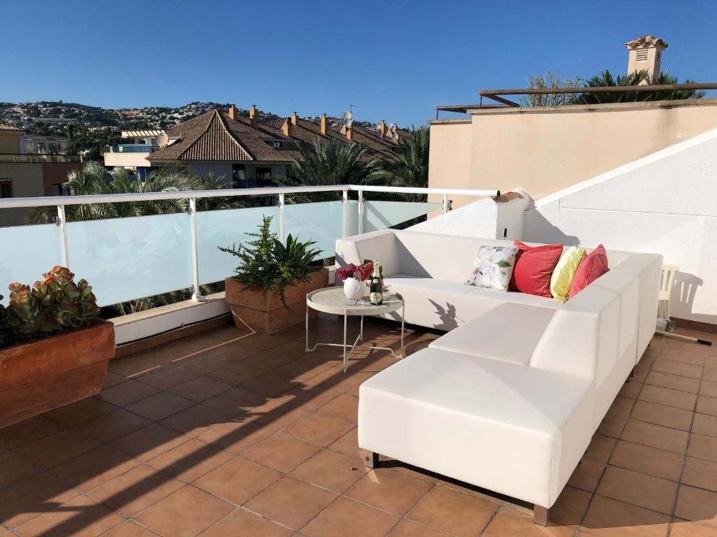 Penthouse La Paz 9 - Castle view, Moraira – Bijgewerkte ...