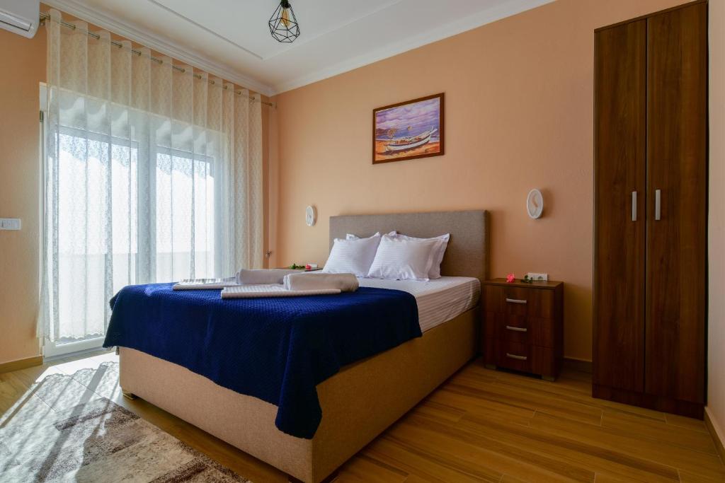 Apartments Hillside - 3