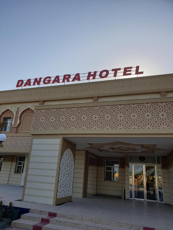 Qo‘qonにあるDangara Hotelのホテル表面の看板