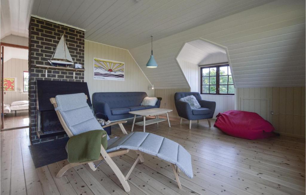 Posezení v ubytování Two-Bedroom Holiday Home In Nykobing Sj