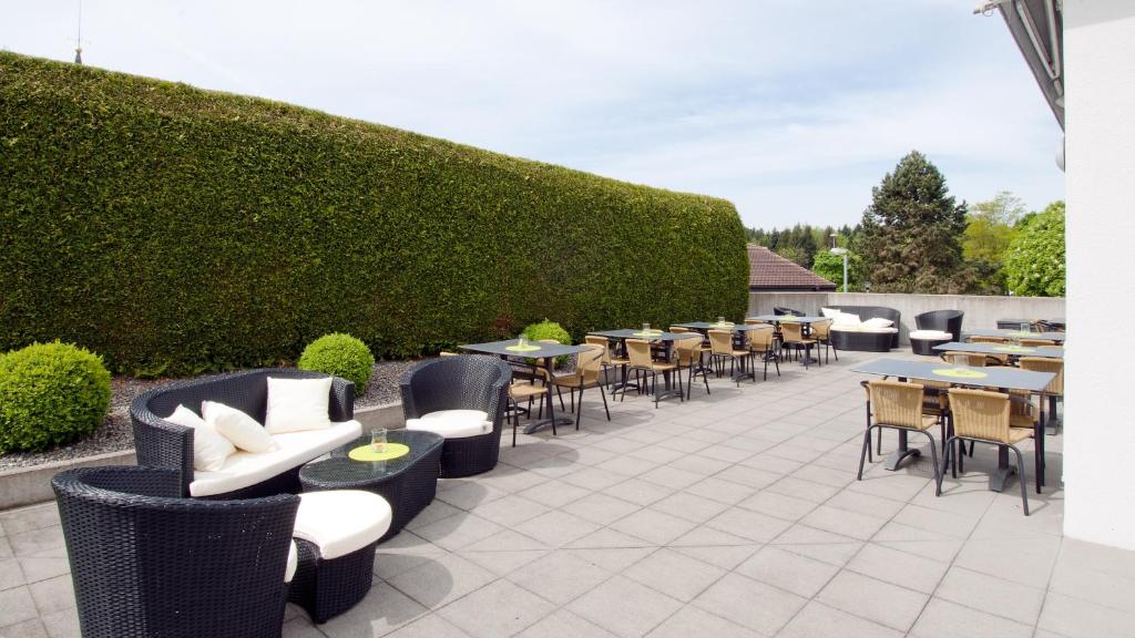 Area soggiorno di Holiday Inn Express Luzern-Neuenkirch by IHG