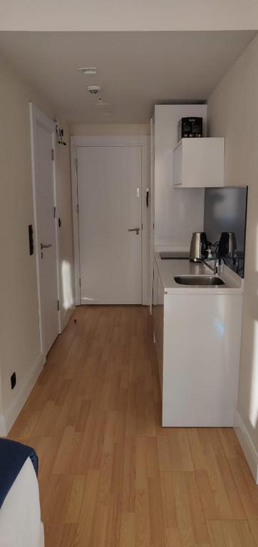لابی و فضای عمومی Sea view hotel apartment orbi city1006. - تصویر ۵