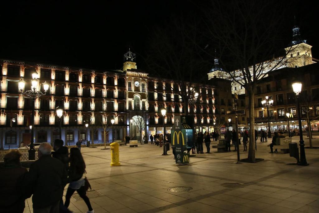 Atico San Nicolás, Toledo – Updated 2023 Prices