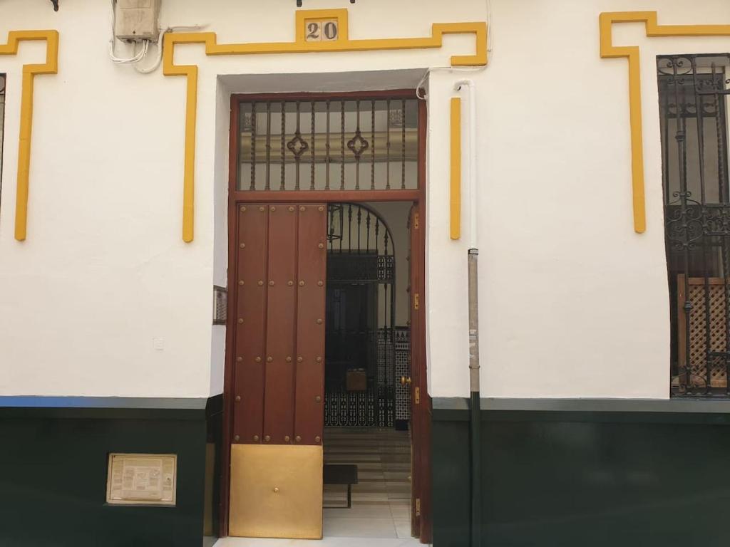 Fasada lub wejście do obiektu Ático en el Corazón de Sevilla