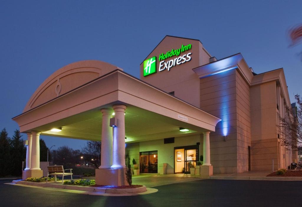 a building with a sign on the front of it at Holiday Inn Express Lynchburg, an IHG Hotel in Lynchburg