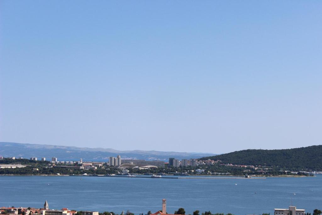 a view of the hudson river and the city at Apartments A&G in Kaštela