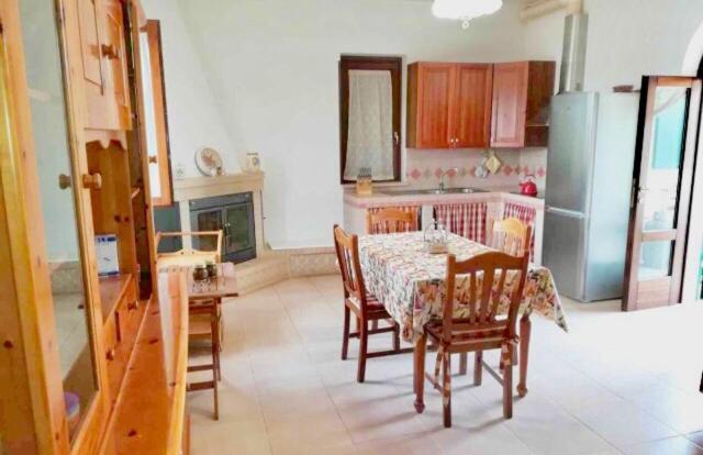 Kuchyň nebo kuchyňský kout v ubytování Villa Degli Ulivi