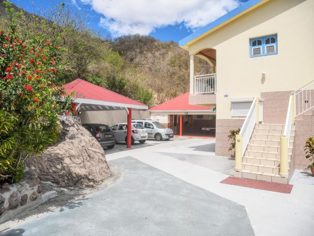 Nespecifikovaný výhled na hory nebo výhled na hory při pohledu z apartmánu