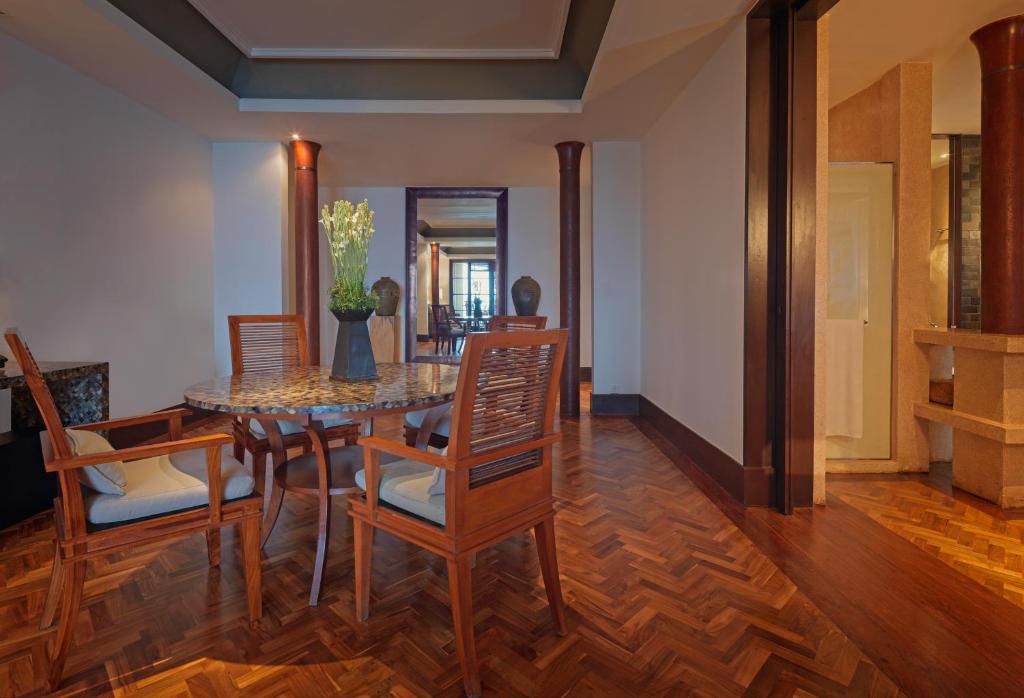 The Legian Seminyak, Bali - 10