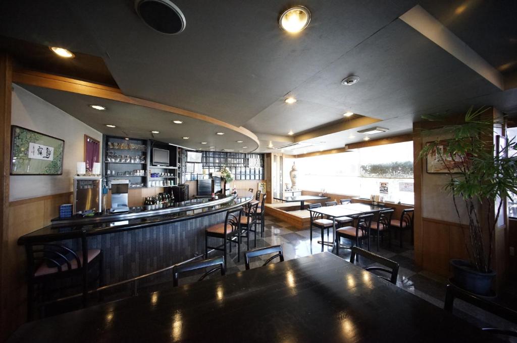 Restaurace v ubytování 館林グランドホテル