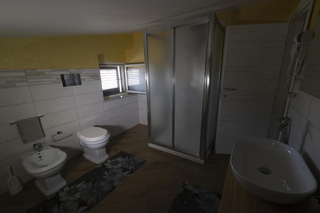 Kúpeľňa v ubytovaní La Mansarda Di BellaVista