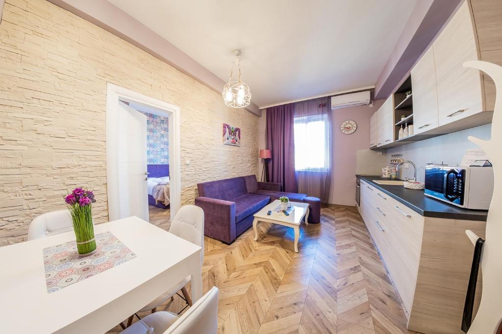 Sofia Violet Life Apartment - Apartamento De Una Habitación