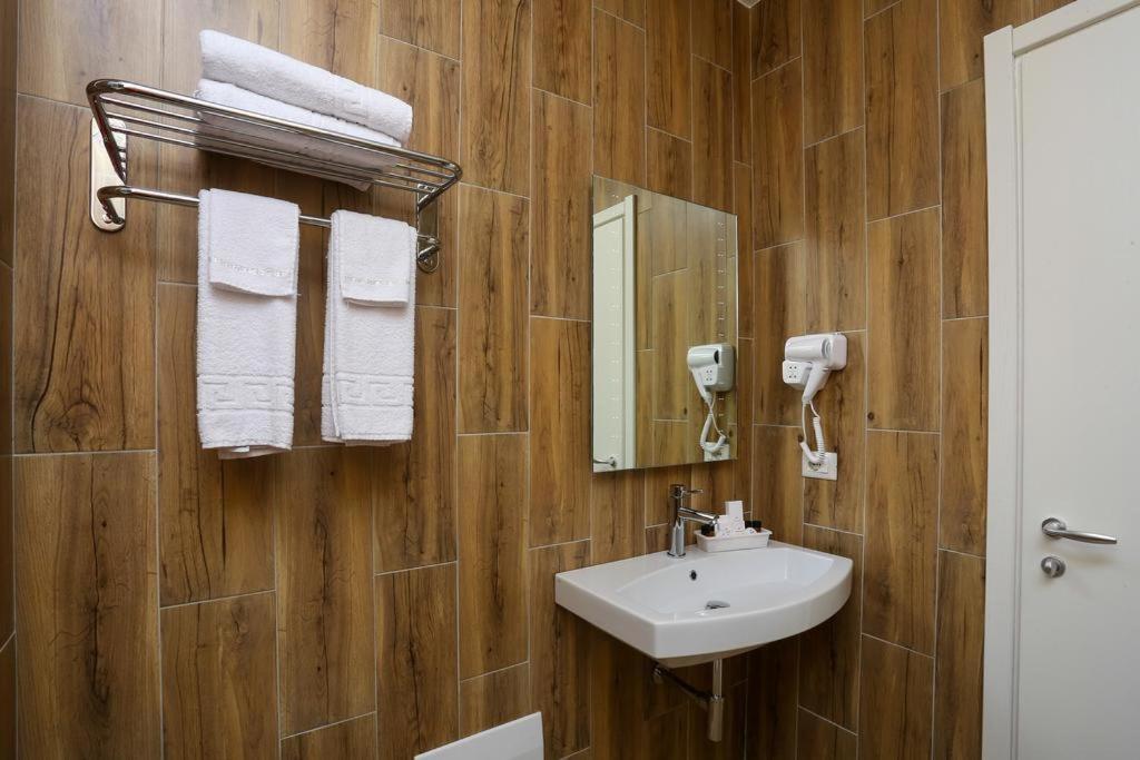 Emerald Boutique Hotel - Image 9