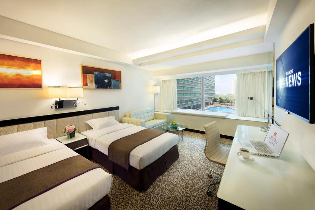 Regal Riverside Hotel, Hong Kong – Updated 2022 Prices