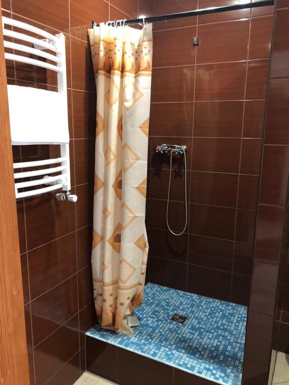 Koupelna v ubytování Kontinent Hotel