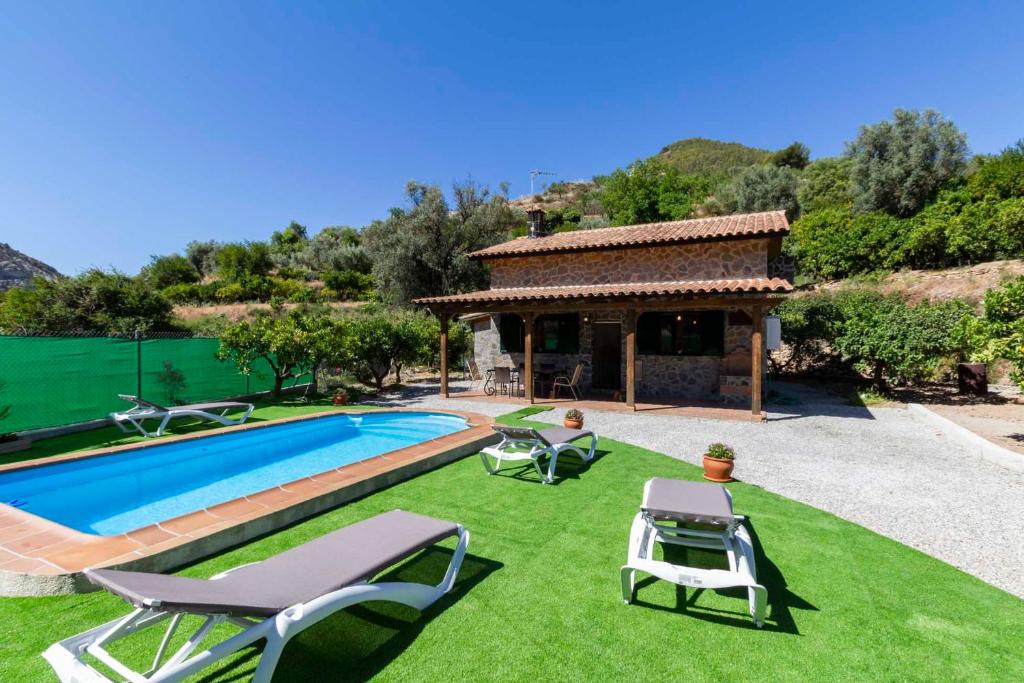 Villa con piscina y casa en Cortijo Fuente del Lino, en Cónchar