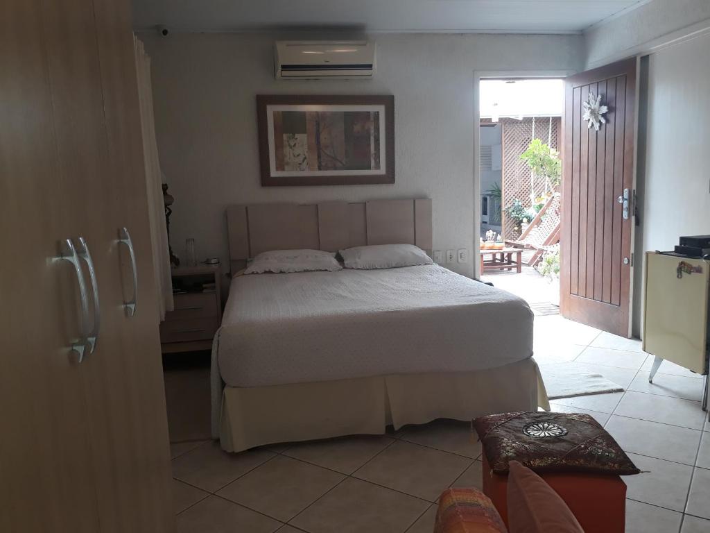  Bela casa - Frente para praia da Lagoa da Conceição - Local e vista privilegiada