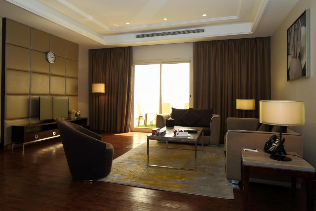 Boudl Al Tahlia - One-Bedroom Apartment