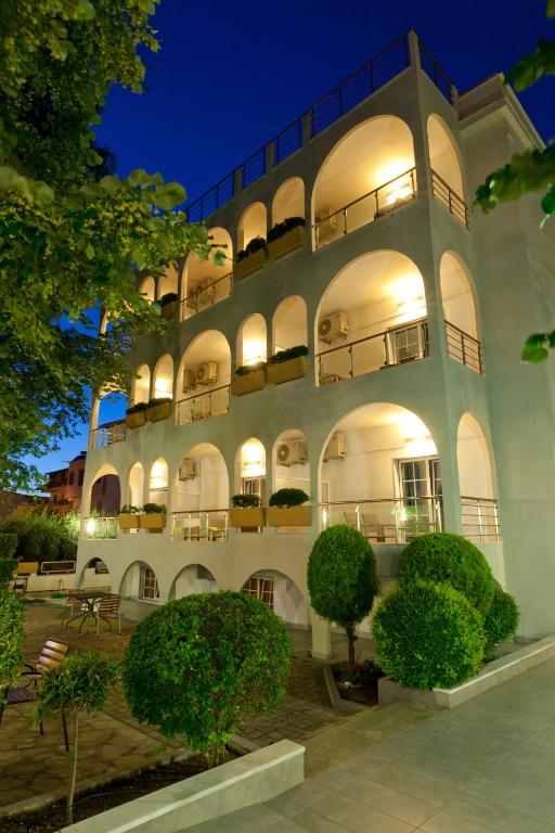 Budova, kde se hotel nachází