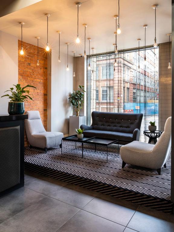 Posezení v ubytování Church Street by Supercity Aparthotels