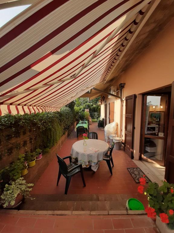 Patio alebo iná vonkajšia časť ubytovania B&B L'Isola di Casa