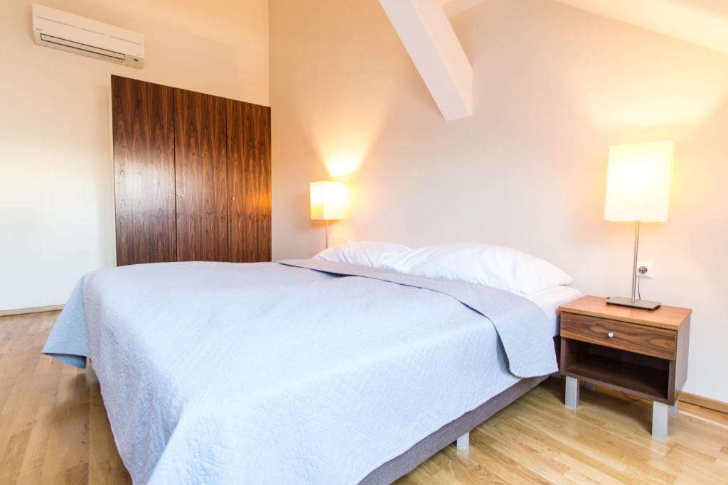 Apartment Erdberg I contactless check-in - Two-Bedroom Apartment