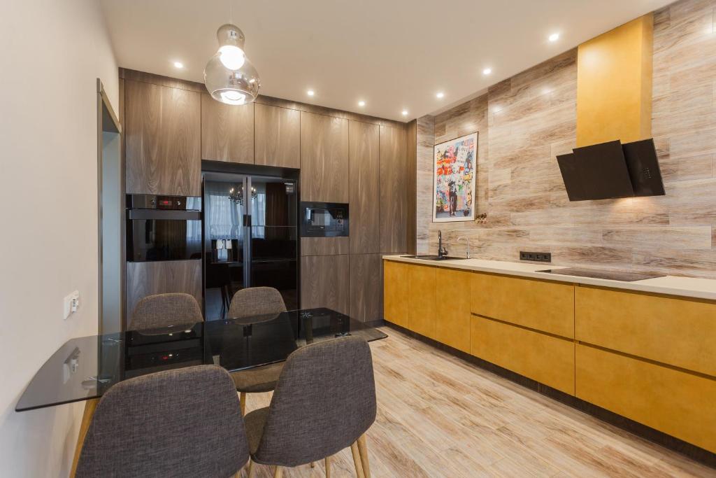 Vip 2 Rooms Apartment Premium Class Building キエフ 21年 最新料金 Vip 2 Rooms Apartment Premium Class Building キエフ 21年 最新料金