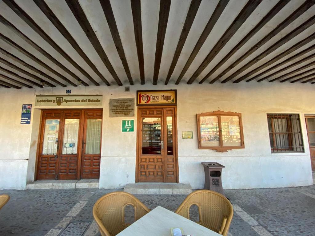 Hotel Rural Plaza Mayor Chinchon - Housity