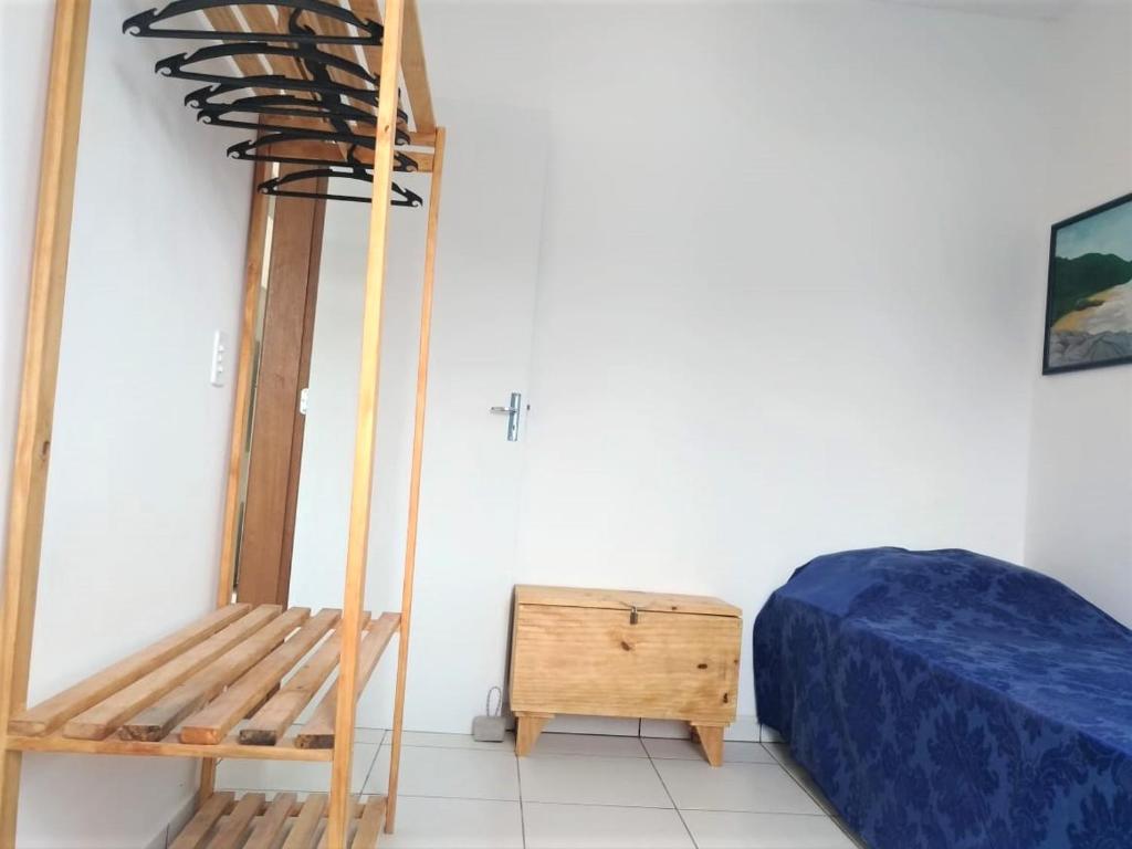  APARTAMENTO COM PISCINA E CHURRASQUEIRA EM UBATUBA