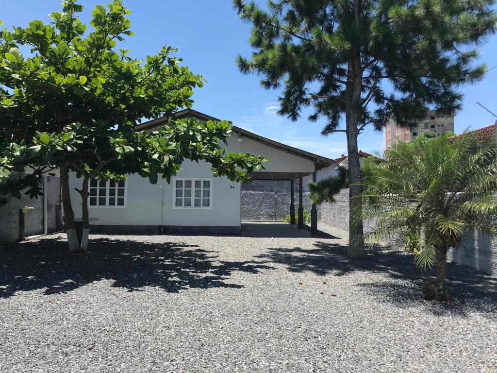  Casa aconchegante de veraneio para curtir com a família!