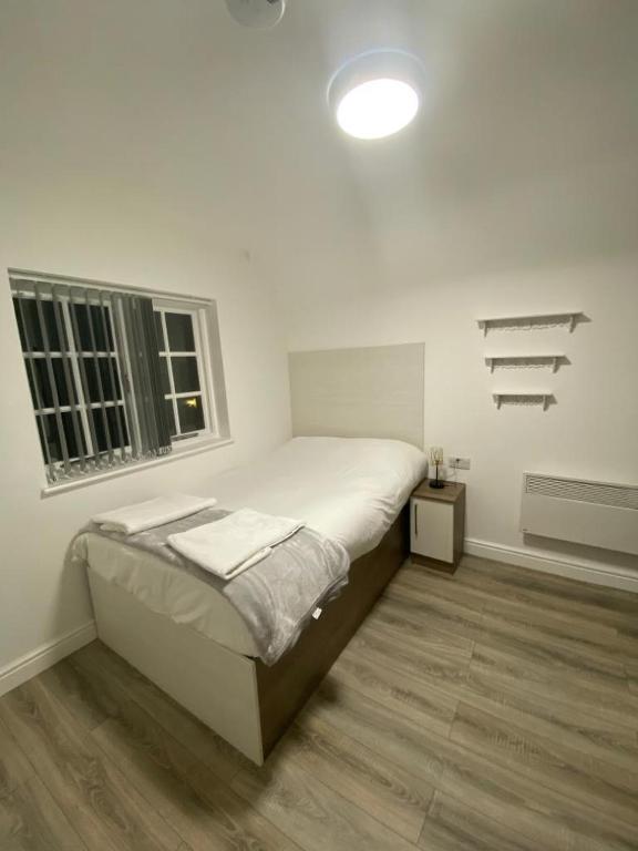 Luxury Lancaster Place Studio Apartments - One-Bedroom Apartment