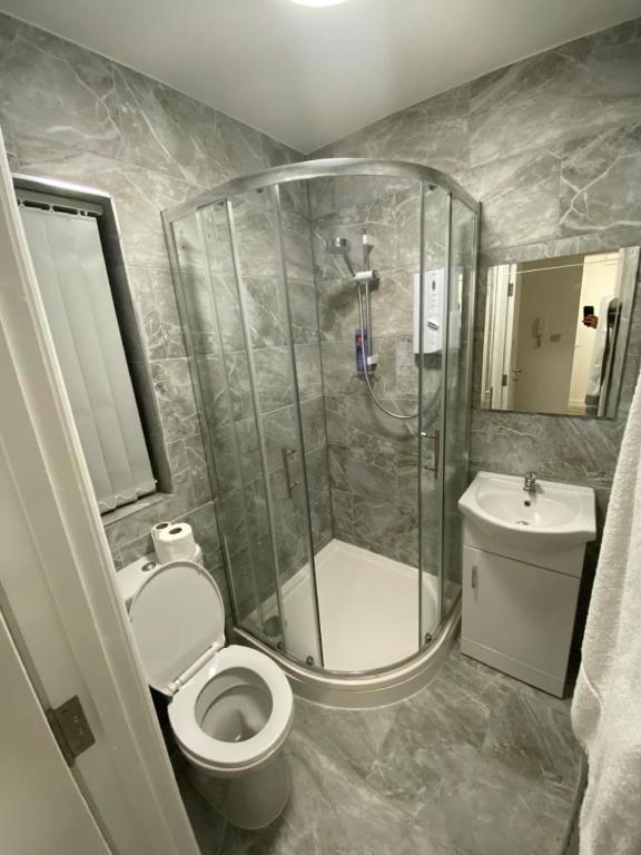 Luxury Lancaster Place Studio Apartments - One-Bedroom Apartment