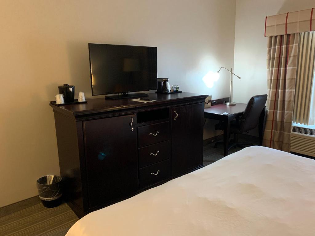 Country Inn & Suites by Radisson, Kearney, NE - King Room - Acceso A La Discapacidad