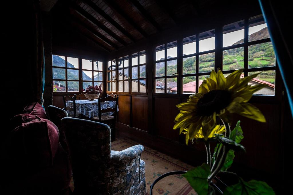 A seating area at Núcleo de turismo Rural La Corte