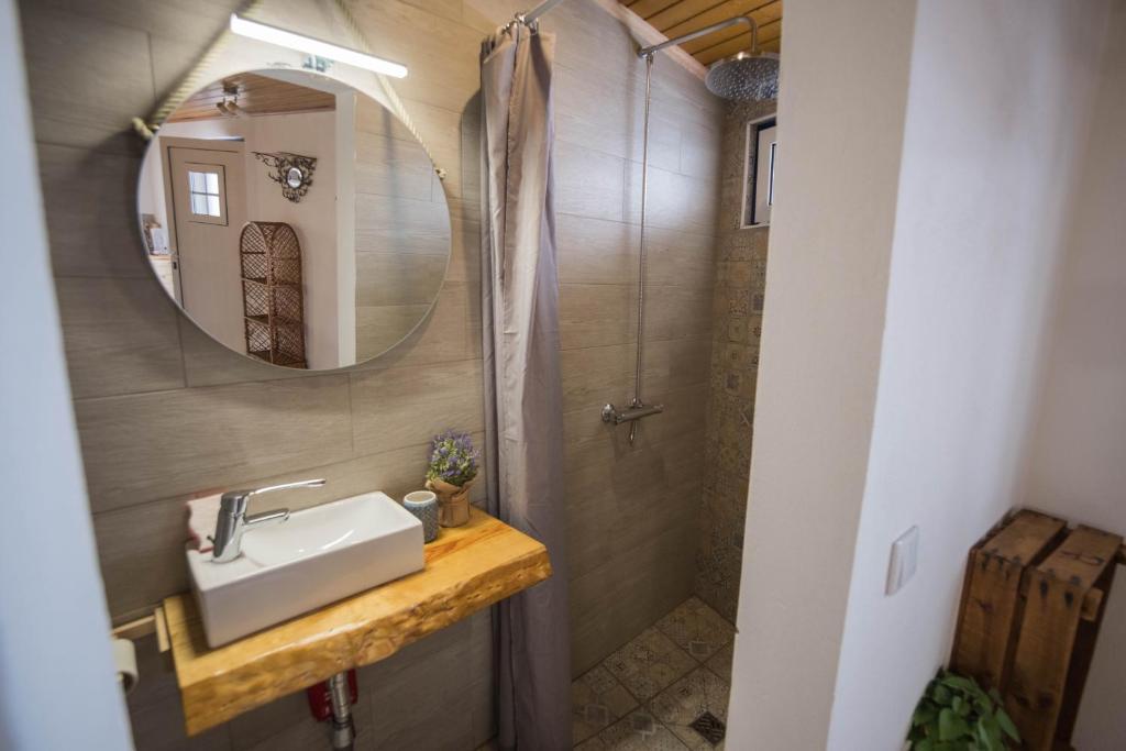 Casa do Mar - Nazaré Big Wave Spotter House - 13