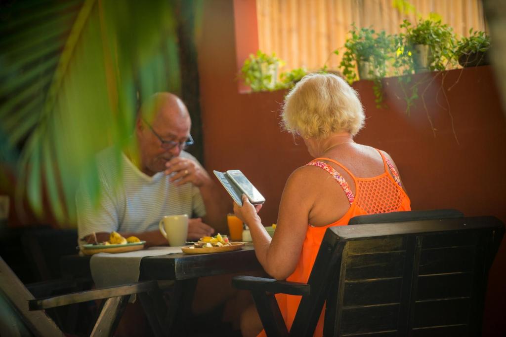 Oasis Yoga Bungalows - 6