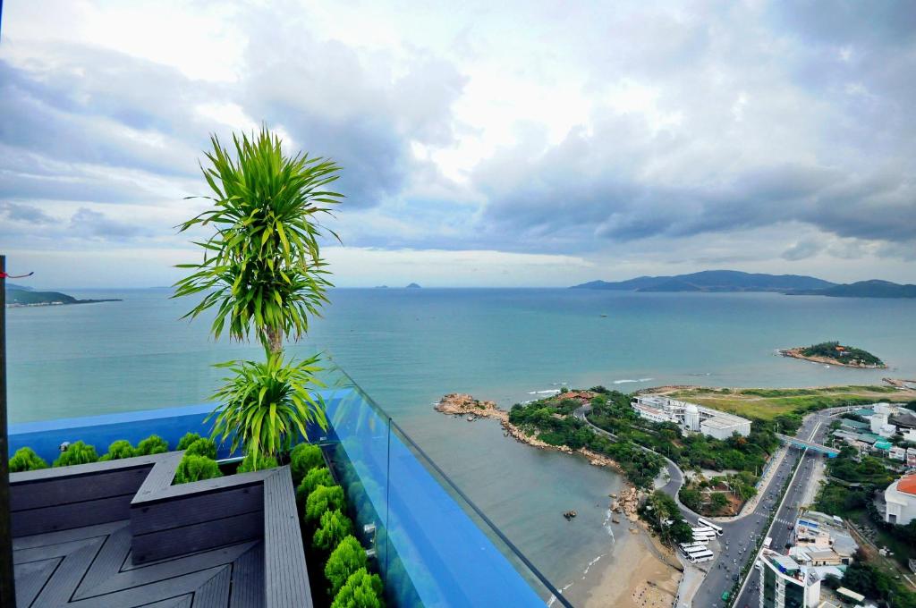 Phòng Có Giường Cỡ King Với Ban Công