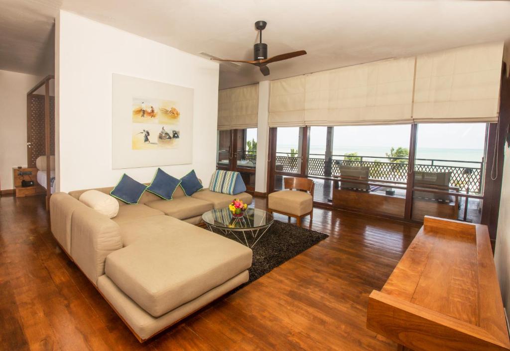 Posezení v ubytování Anantaya Resort & Spa Chilaw