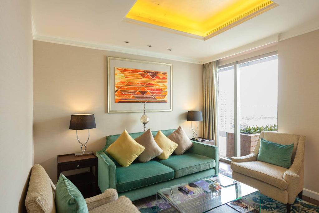 Radisson Blu Plaza Bangkokにあるシーティングエリア