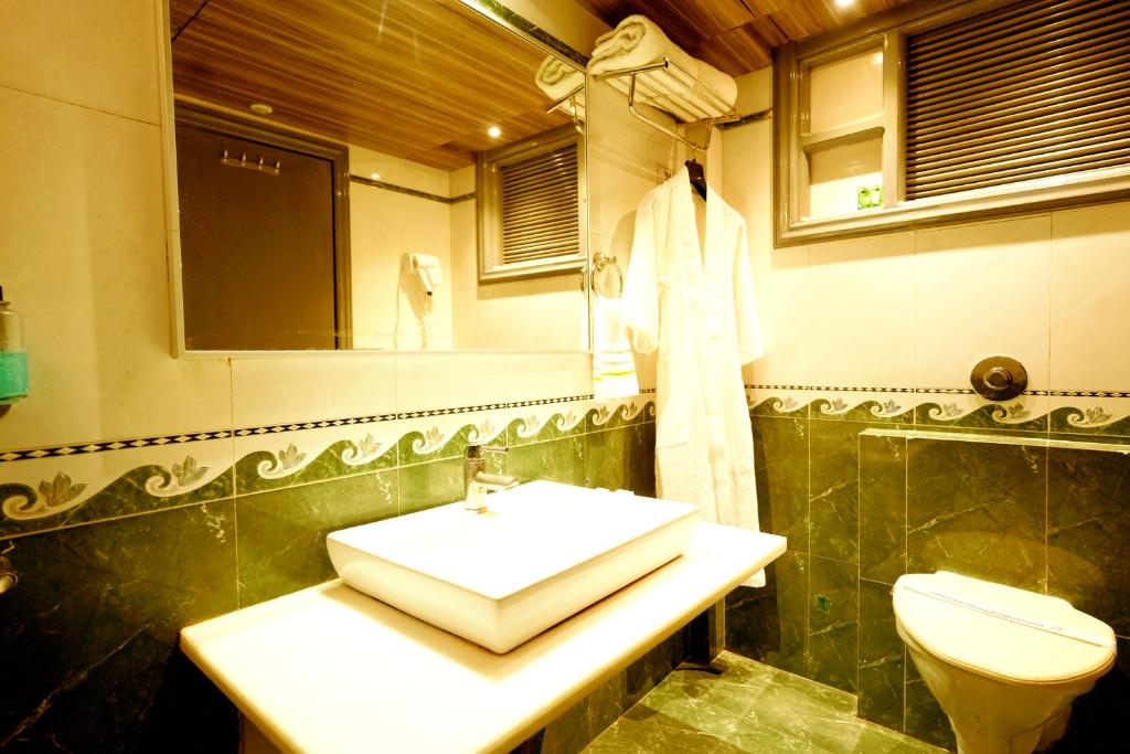 Un baño de The Singh Empire,New Delhi