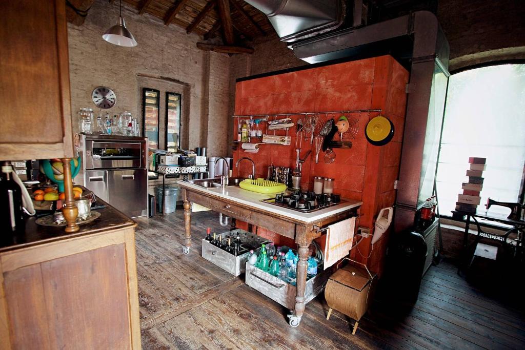 Fotografia z galérie ubytovania Loft Dellartista. Eclettico, Originale, Unico v destinácii Ceresara