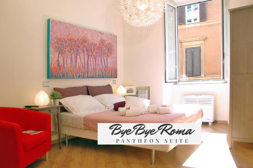 ローマにあるBye Bye Roma Pantheon Suiteのベッドルーム1室(壁に絵画が描かれたベッド1台付)