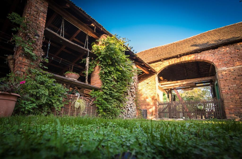 Villa Holiday Home Kuća za odmor Slavonka - Villa