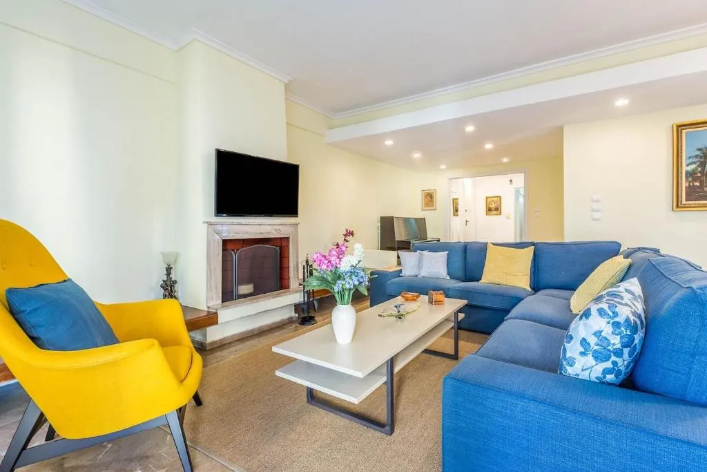 3 bedroom apartment in Palaio Faliro, Athens, Greece