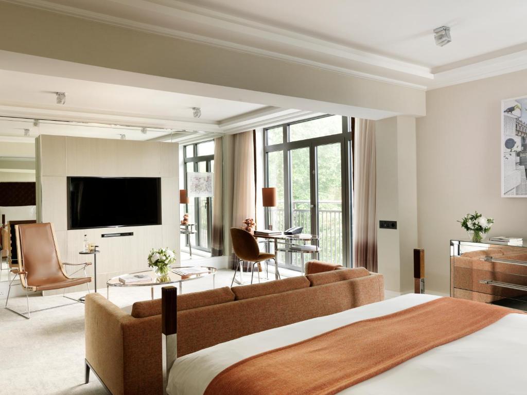 The Athenaeum Hotel & Residences - Green Park Suite