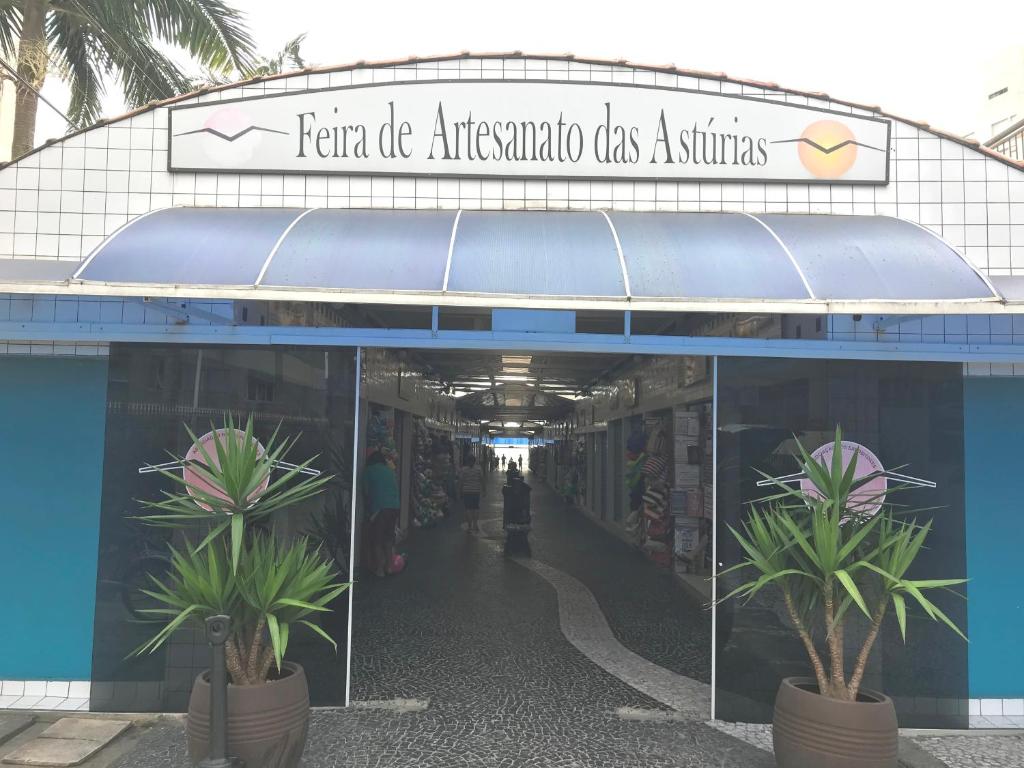  Praia das Astúrias - WI-FI e AR CONDICIONADO NOS QUARTOS