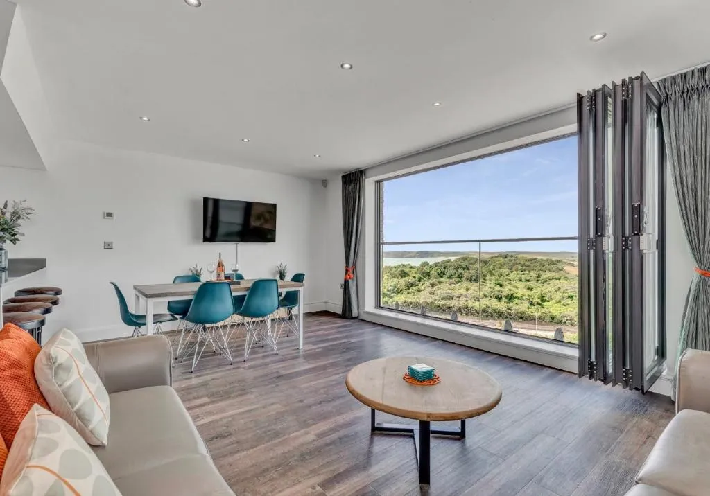 7 Waterstone House, Tenby, United Kingdom